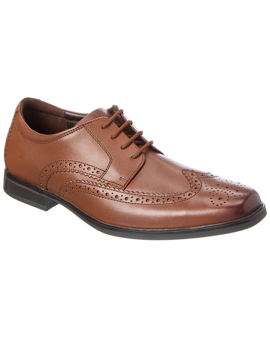 Clarks Howard Wing Leather Oxford, 8, Brown